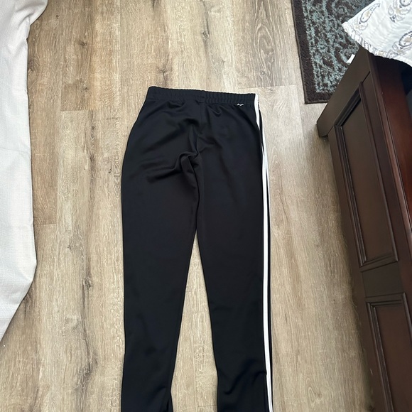 Adidas sweats - Picture 2 of 4